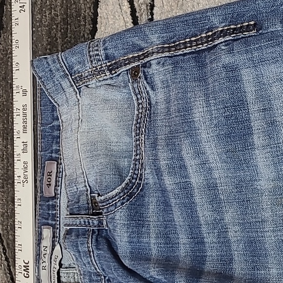 BKE RYAN SHORT BACK EMBROIDERED DOUBLE POCKETS STRAIGHT LEG DENIM JEAN - Picture 6 of 16